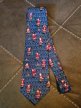 Noel Men's Navy Santa Print Tie with Red Accents
